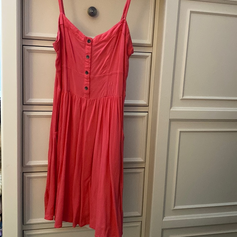 Pink dress with pockets